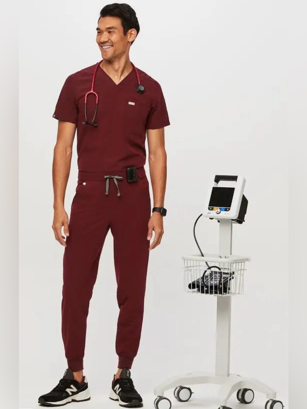 Figs Jogger Scrub Pant Mens, Size L, Burgundy